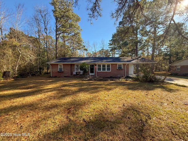 1104 Middle Sound Loop Road, Wilmington, NC 28411