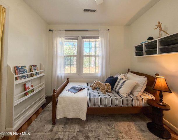 1104 Middle Sound Loop Road, Wilmington, NC 28411