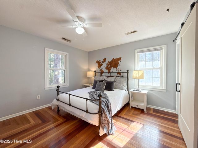 1104 Middle Sound Loop Road, Wilmington, NC 28411