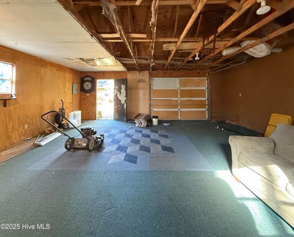 1104 Middle Sound Loop Road, Wilmington, NC 28411