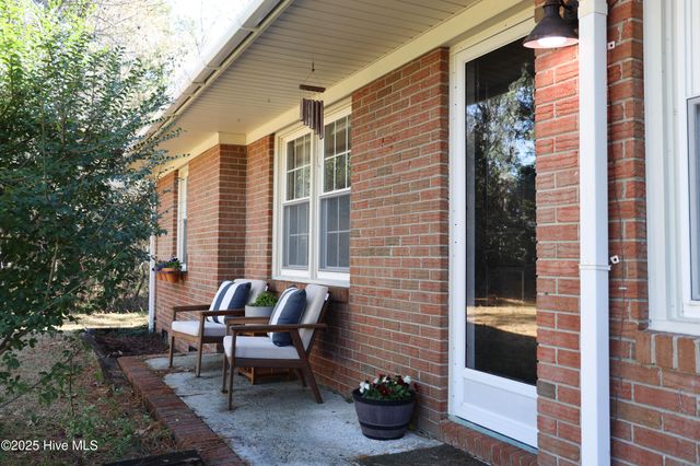 1104 Middle Sound Loop Road, Wilmington, NC 28411