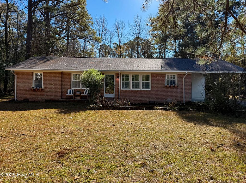 1104 Middle Sound Loop Road, Wilmington, NC 28411