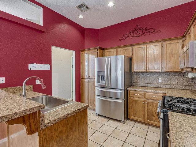 2021 Gerrie Street, Midwest City, OK 73130