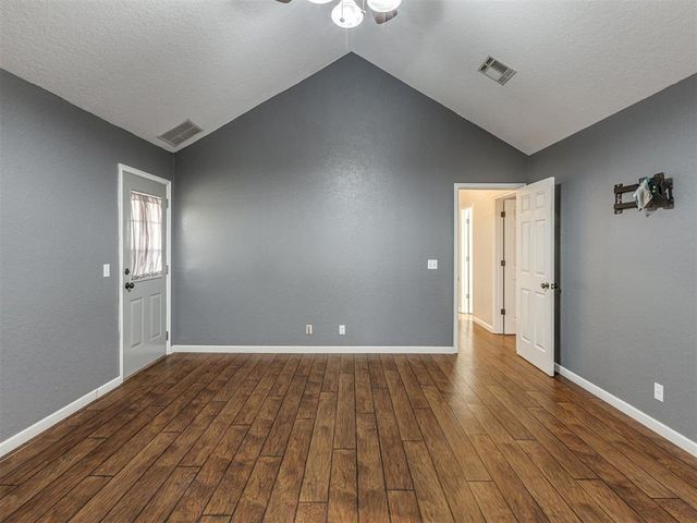 2021 Gerrie Street, Midwest City, OK 73130