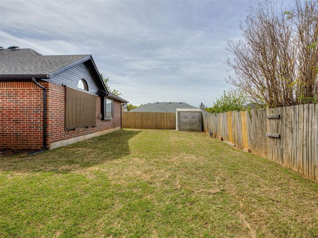 2021 Gerrie Street, Midwest City, OK 73130