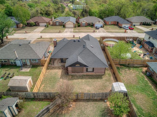 2021 Gerrie Street, Midwest City, OK 73130