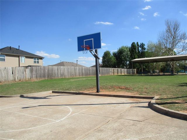 2021 Gerrie Street, Midwest City, OK 73130