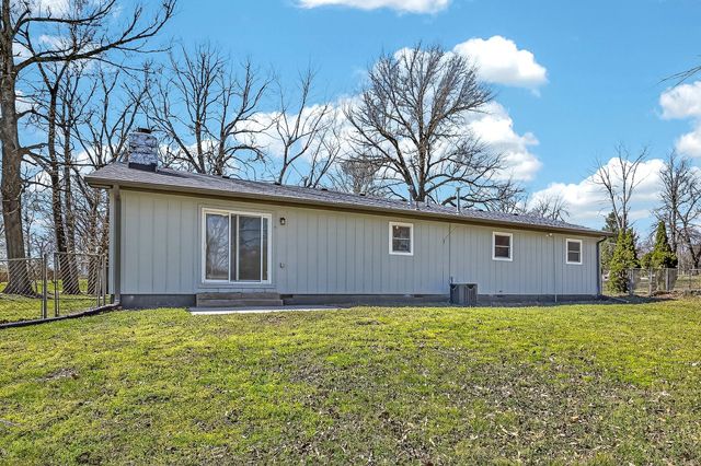 726 S Abbey Road, Springfield, MO 65809