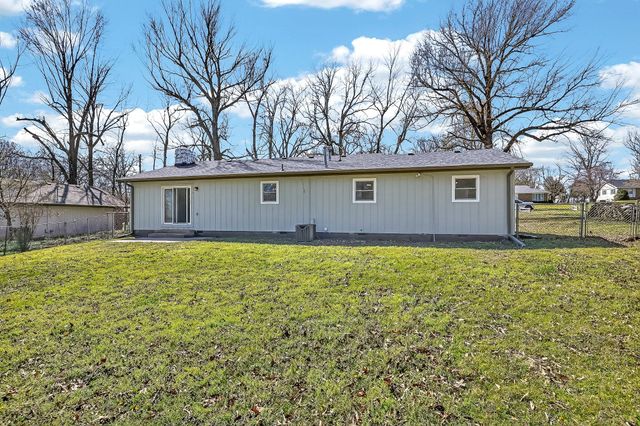 726 S Abbey Road, Springfield, MO 65809