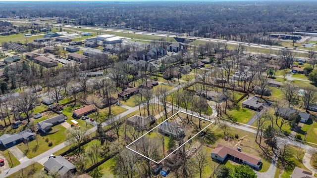 726 S Abbey Road, Springfield, MO 65809