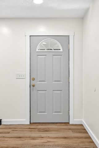 726 S Abbey Road, Springfield, MO 65809