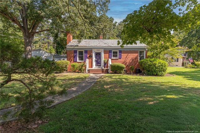 725 Poole Drive, Fayetteville, NC 28303