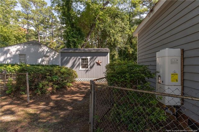 725 Poole Drive, Fayetteville, NC 28303