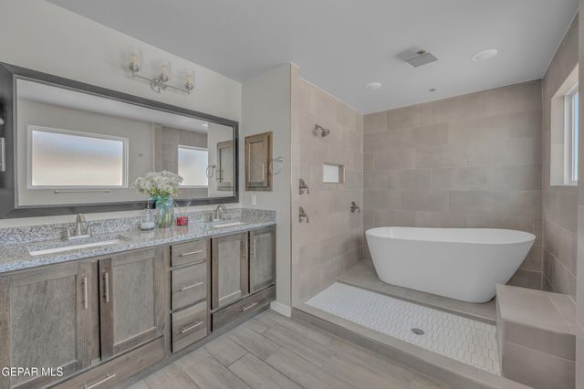 11373 Hidalgo Drive, Socorro, TX 79927