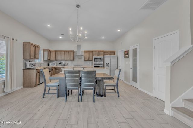 11373 Hidalgo Drive, Socorro, TX 79927