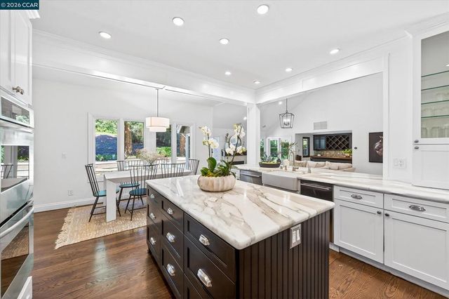 5275 Blackhawk Dr, Danville, CA 94506