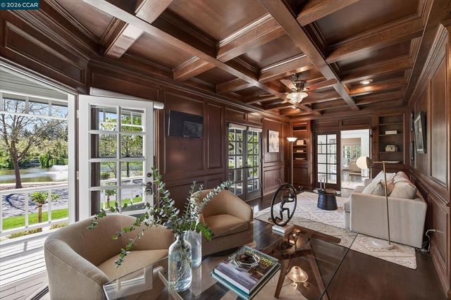 5275 Blackhawk Dr, Danville, CA 94506