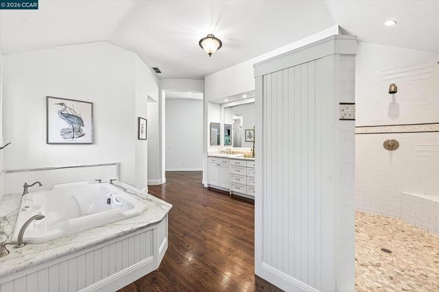 5275 Blackhawk Dr, Danville, CA 94506