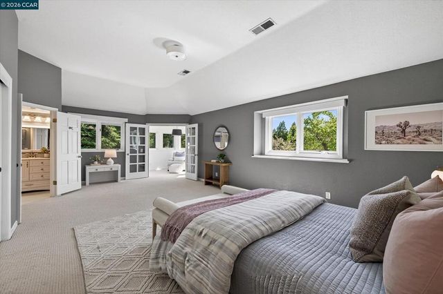 5275 Blackhawk Dr, Danville, CA 94506