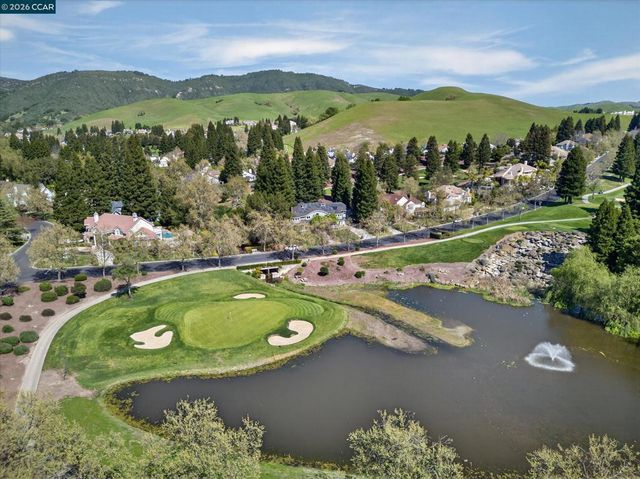 5275 Blackhawk Dr, Danville, CA 94506