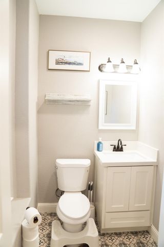 1743 Churchill Downs Cir, Oakdale, CA 95361