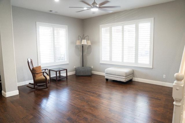 1743 Churchill Downs Cir, Oakdale, CA 95361