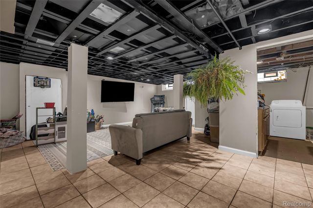 245 N Walnut Street, Mt. Clemens, MI 48043