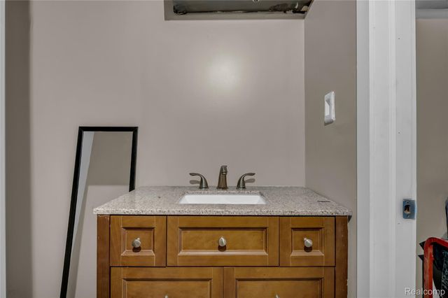 245 N Walnut Street, Mt. Clemens, MI 48043