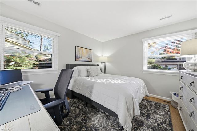 504 Kingston DR, Virginia Beach, VA 23452