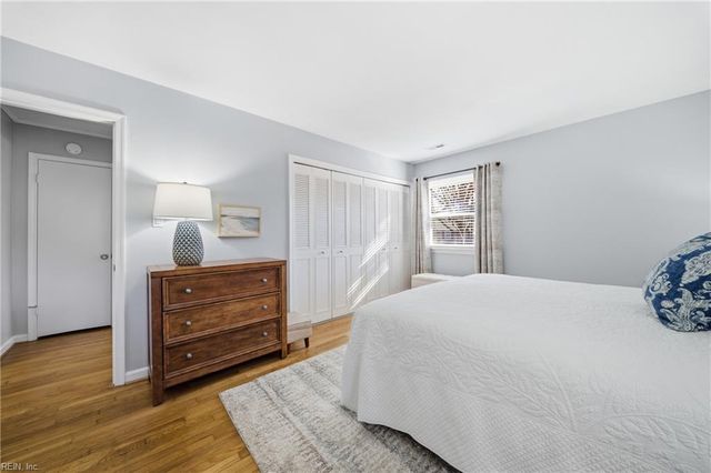 504 Kingston DR, Virginia Beach, VA 23452