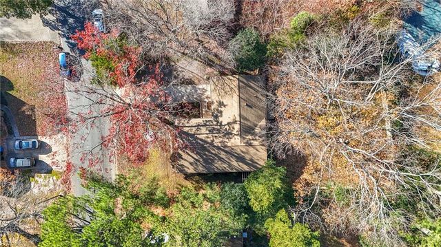 504 Kingston DR, Virginia Beach, VA 23452