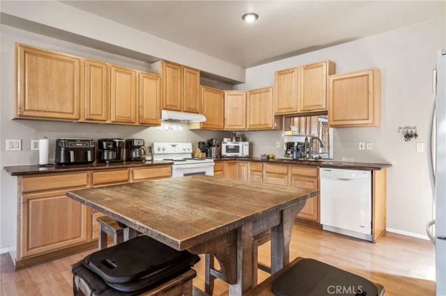 2920 Meadow Creek Road, Clearlake Oaks, CA 95423