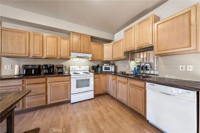 2920 Meadow Creek Road, Clearlake Oaks, CA 95423