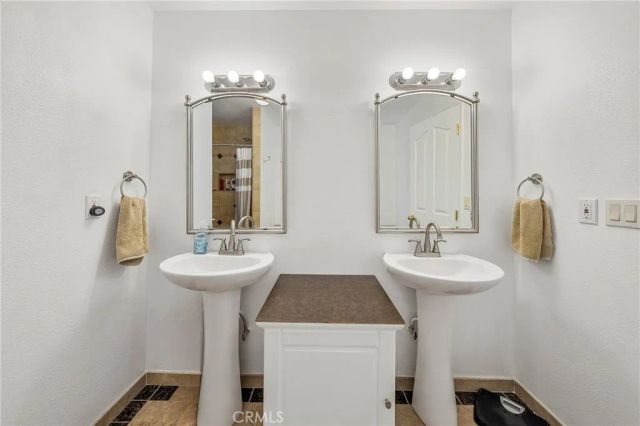 2920 Meadow Creek Road, Clearlake Oaks, CA 95423