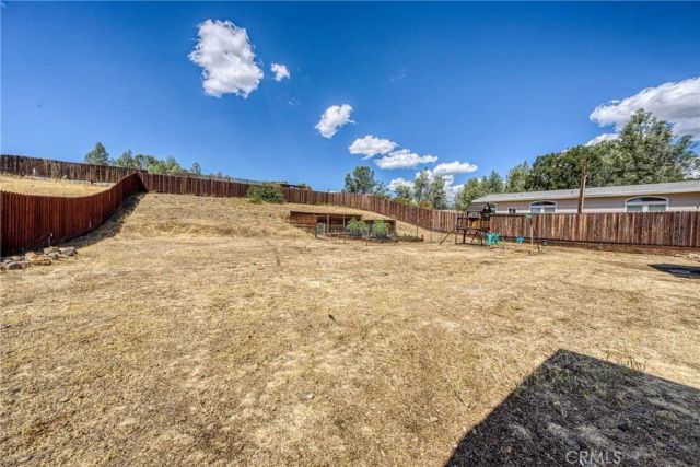 2920 Meadow Creek Road, Clearlake Oaks, CA 95423