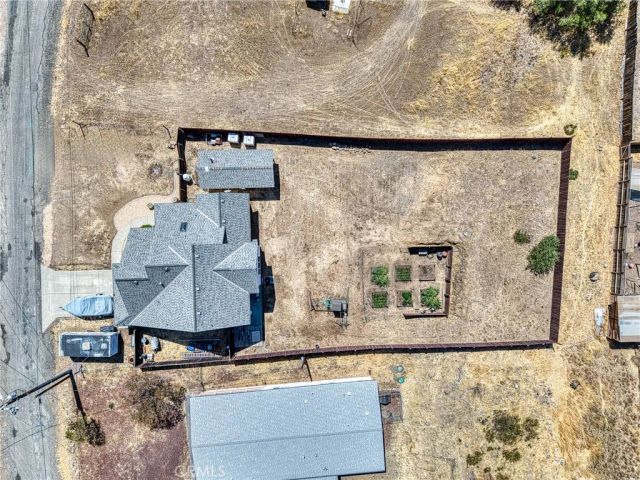 2920 Meadow Creek Road, Clearlake Oaks, CA 95423