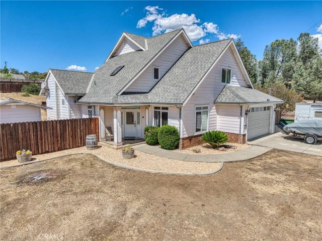 2920 Meadow Creek Road, Clearlake Oaks, CA 95423