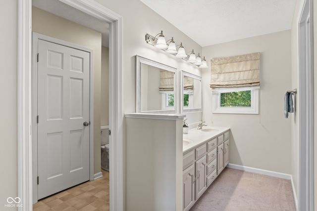 143 Hollowview Drive, Noblesville, IN 46060