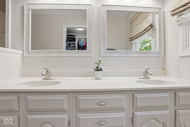 143 Hollowview Drive, Noblesville, IN 46060