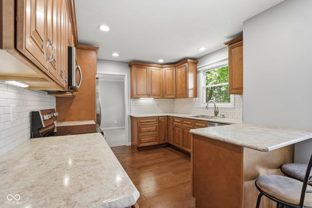 143 Hollowview Drive, Noblesville, IN 46060