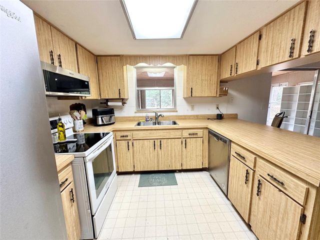 7414 ACORN CIRCLE, Spring Hill, FL 34606