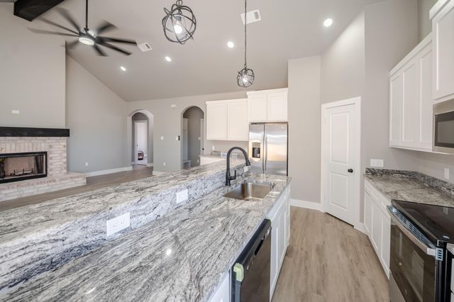 7014 18th Place, Lubbock, TX 79416