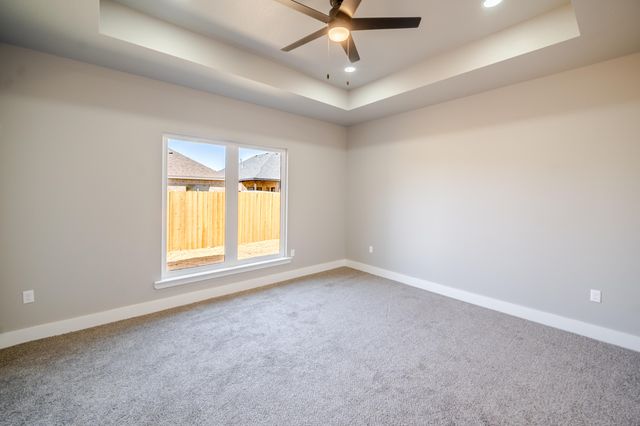 7014 18th Place, Lubbock, TX 79416