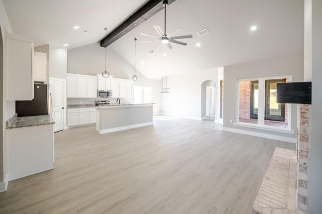 7014 18th Place, Lubbock, TX 79416