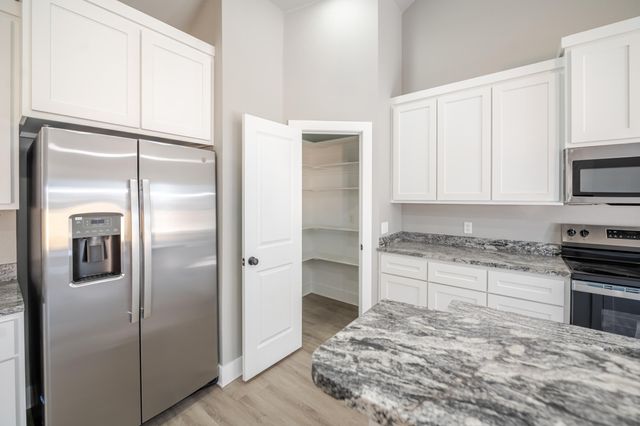 7014 18th Place, Lubbock, TX 79416