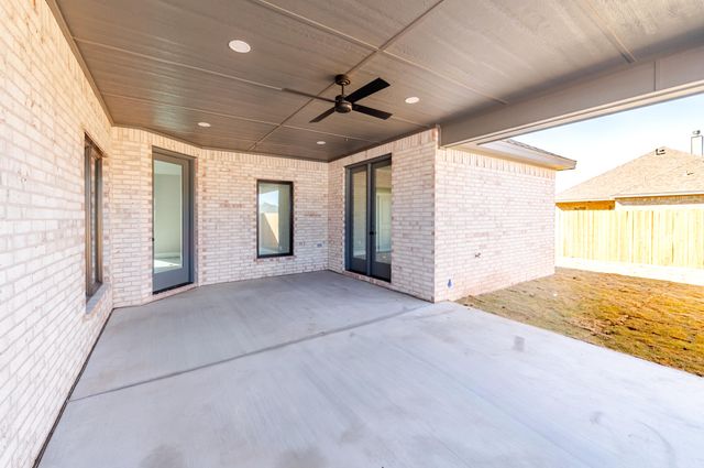 7014 18th Place, Lubbock, TX 79416