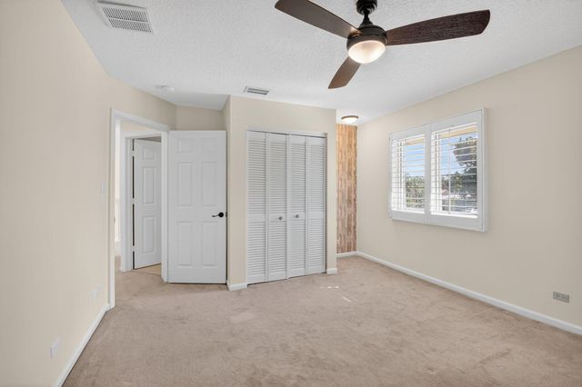 4517 NW NW Fifth Avenue, Boca Raton, FL 33431