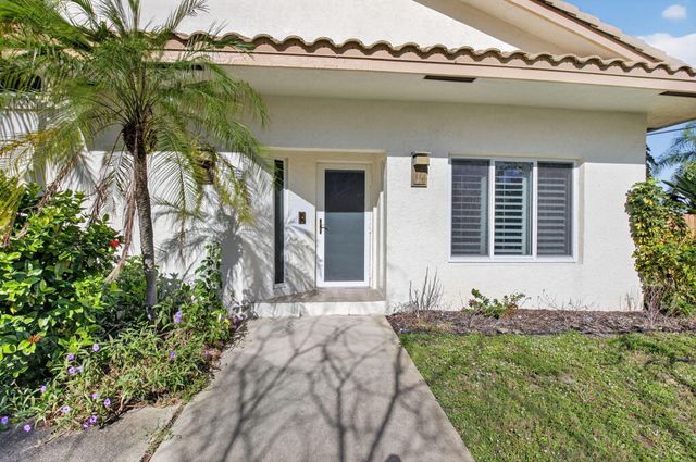 4517 NW NW Fifth Avenue, Boca Raton, FL 33431