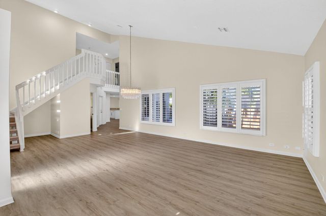 4517 NW NW Fifth Avenue, Boca Raton, FL 33431