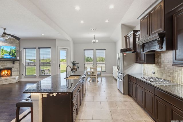 6014 DEWDROP LN, Converse, TX 78109